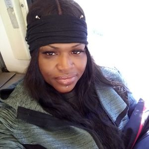 Meet your Posher, Lakisha